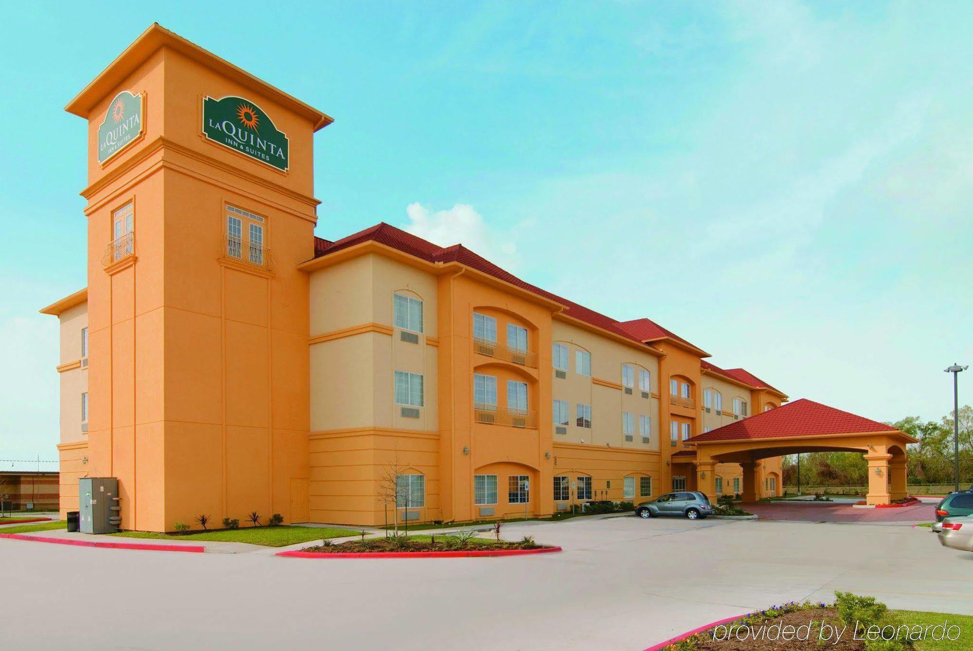 La Quinta By Wyndham Deer Park Hotel Exterior photo
